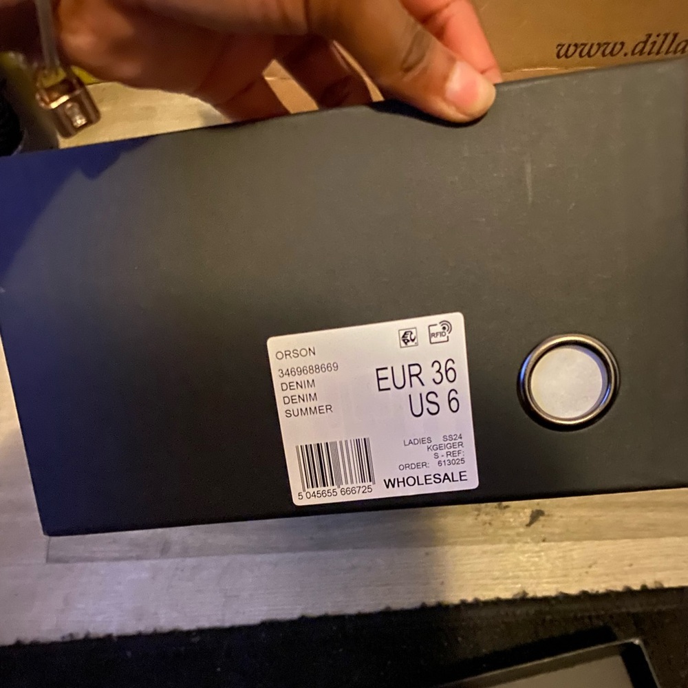 BRAND NEW Kurt Geiger slides size 6 womens 36 eu offers accepted